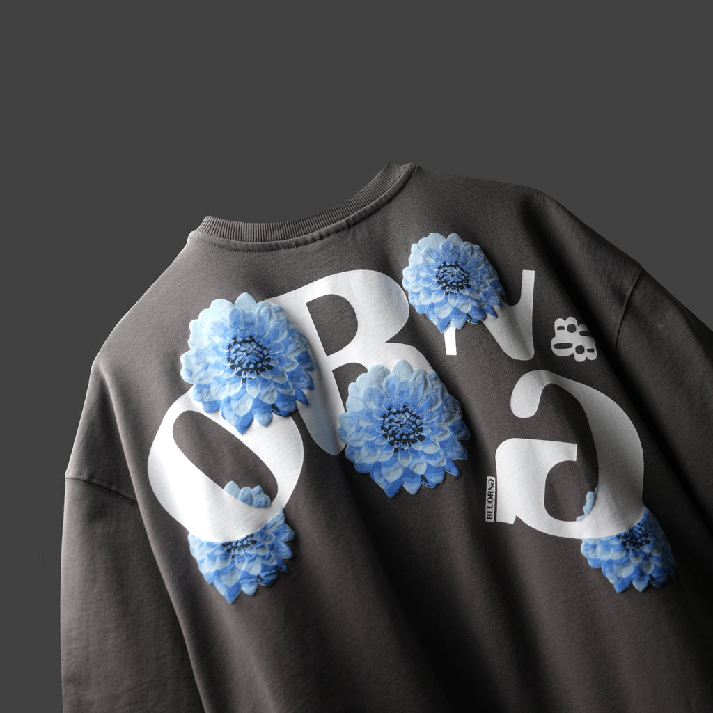 Grey Dahlia T - Image 4